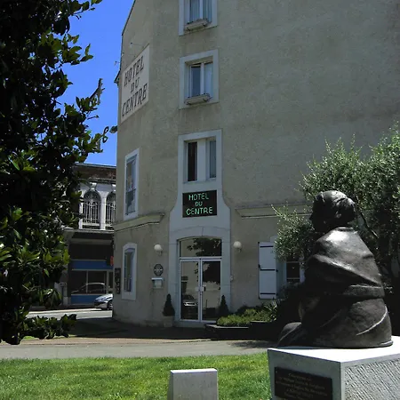 Du Centre Hotel *