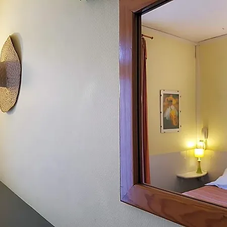 Du Centre Hotell *