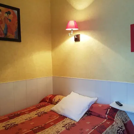 Du Centre Szálloda *